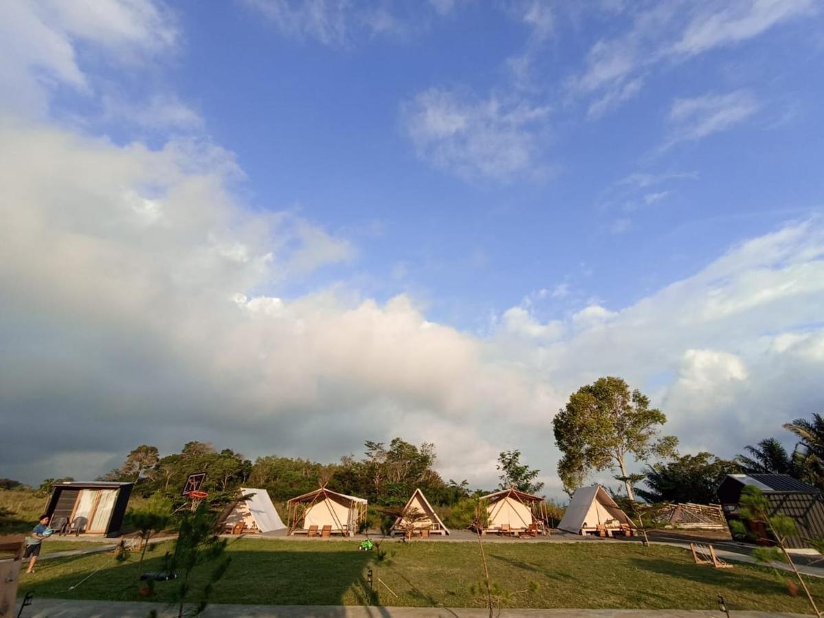 Hotel Wawowow Tomohon Exterior foto