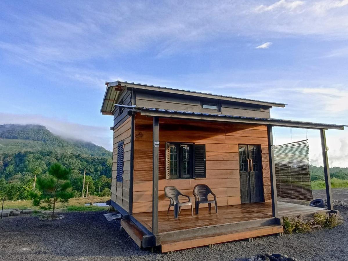 Hotel Wawowow Tomohon Exterior foto